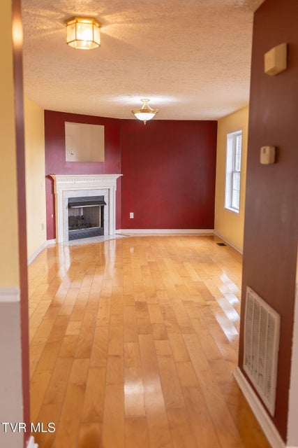 Photo #10: 109 Leedy Lane