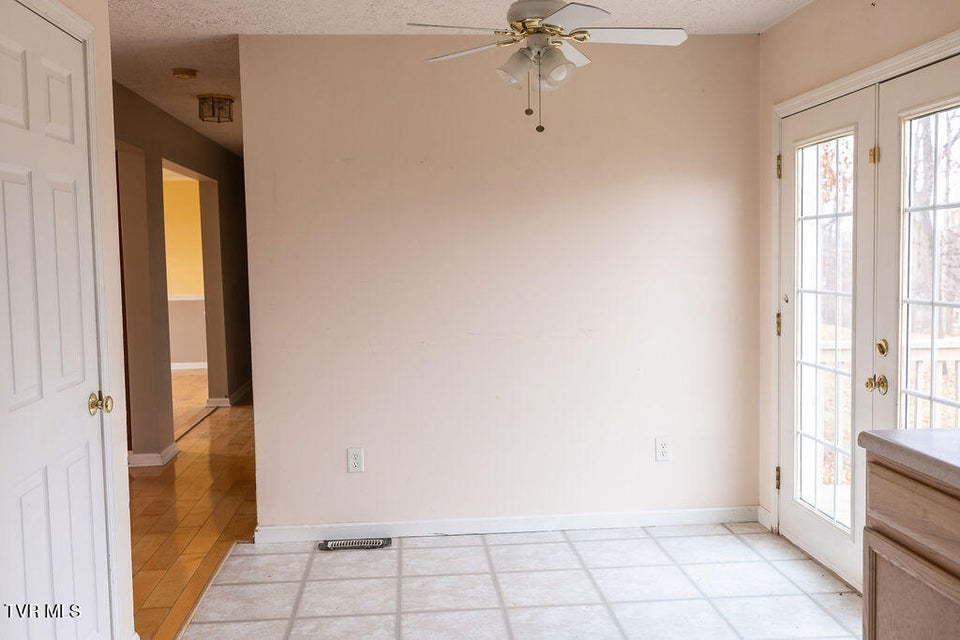 Photo #5: 109 Leedy Lane