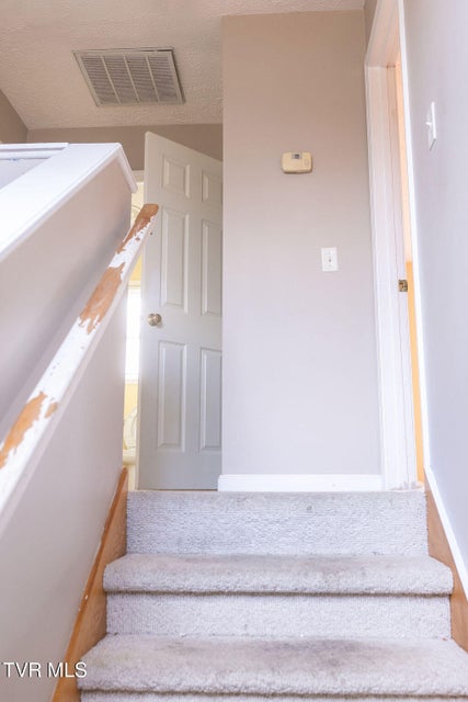 Photo #14: 109 Leedy Lane