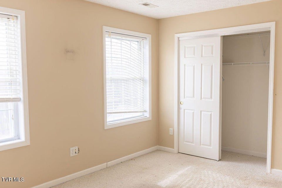 Photo #23: 109 Leedy Lane