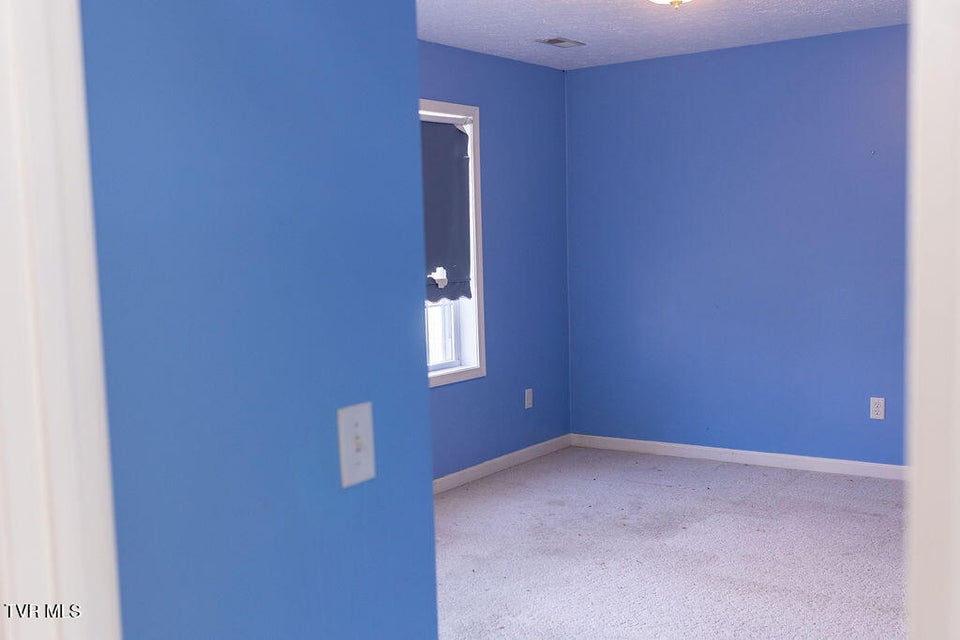 Photo #22: 109 Leedy Lane