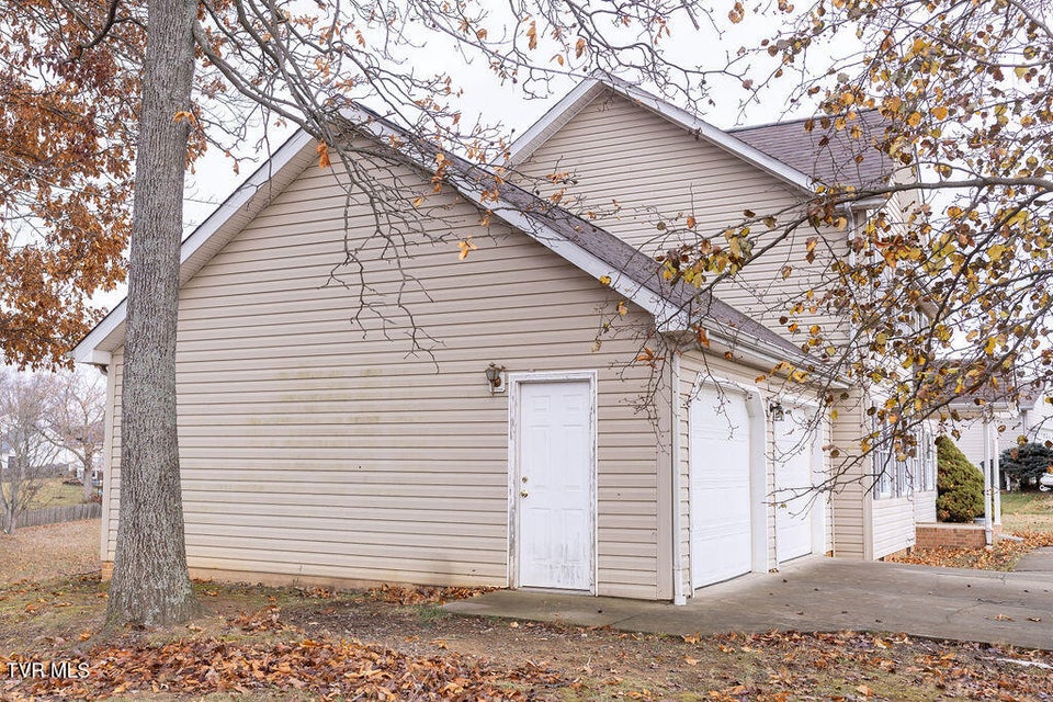 Photo #28: 109 Leedy Lane