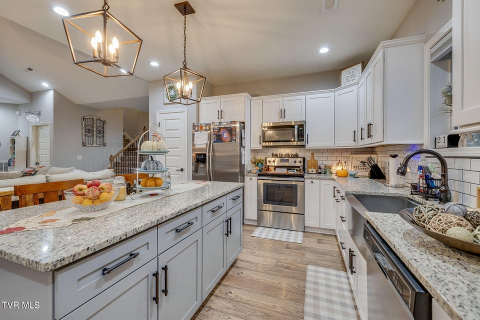 Photo #11: 262 Allenwood Drive