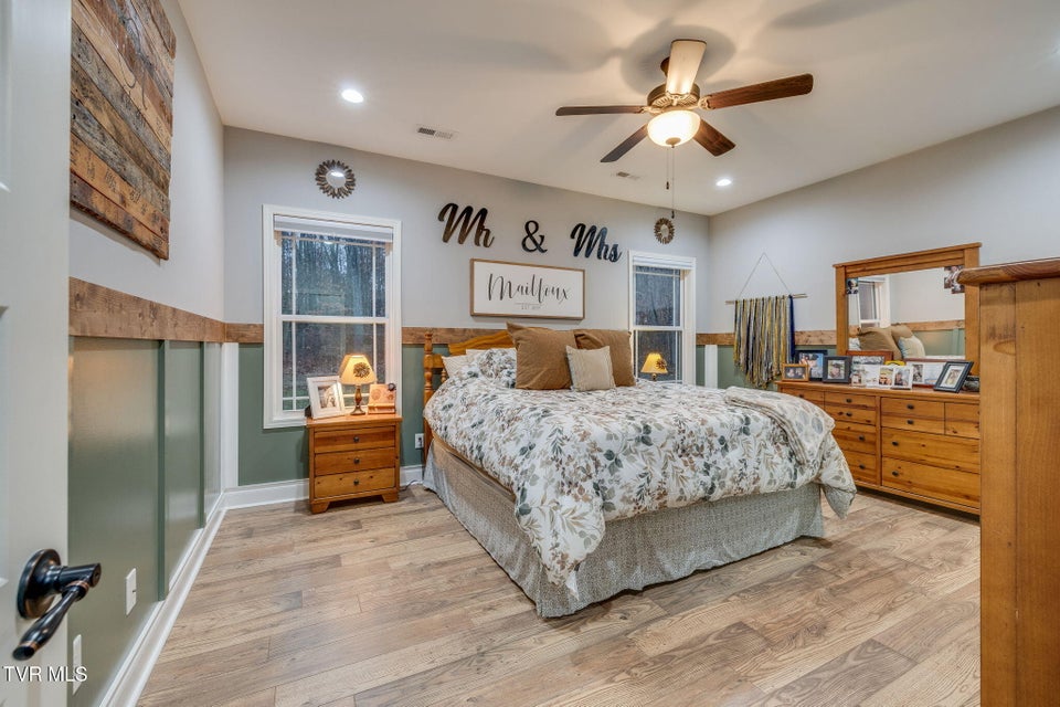 Photo #16: 262 Allenwood Drive