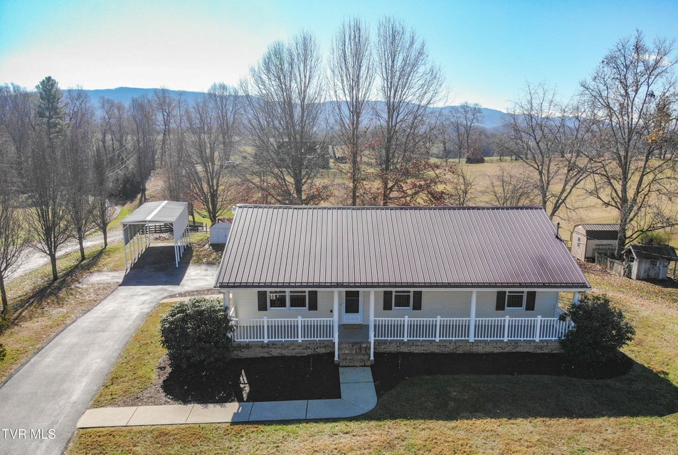 Photo #3: 19283 Saturn Drive