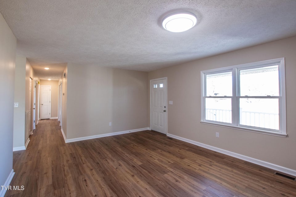 Photo #9: 19283 Saturn Drive