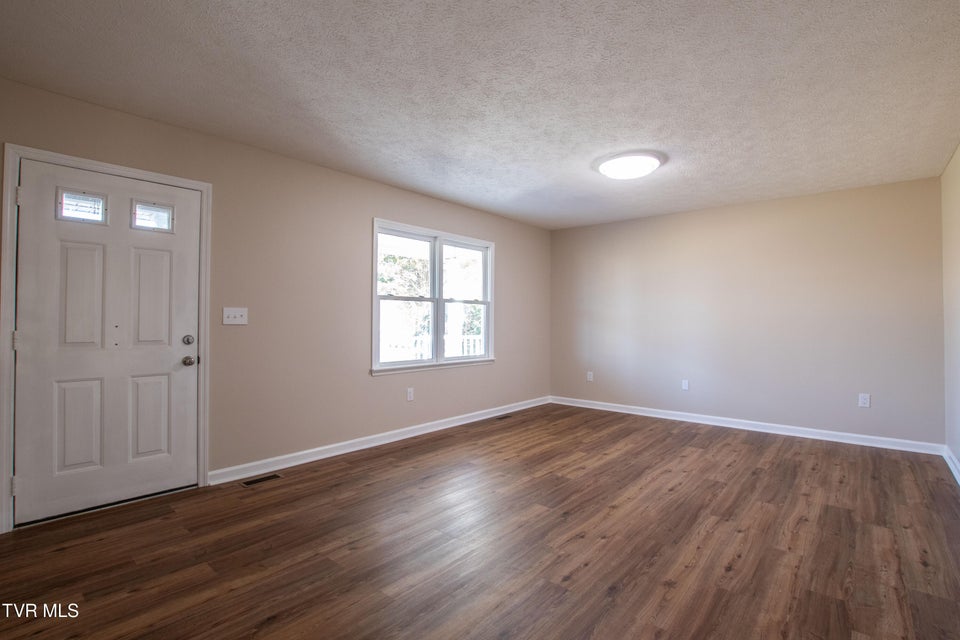 Photo #10: 19283 Saturn Drive