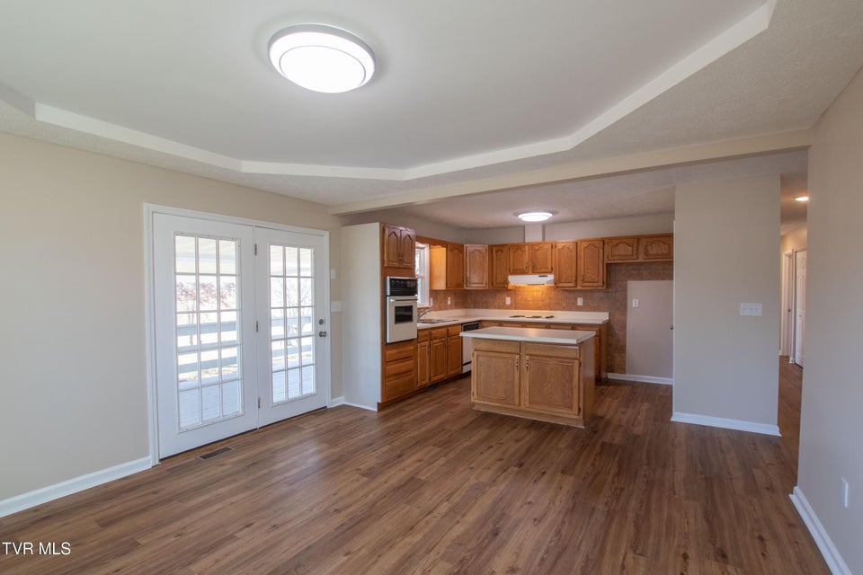 Photo #13: 19283 Saturn Drive