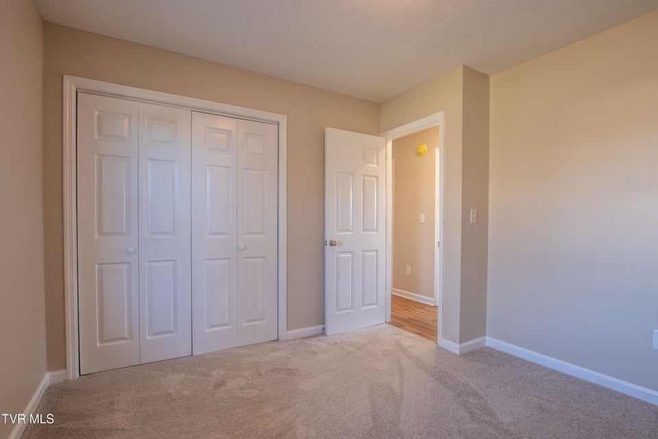 Photo #24: 19283 Saturn Drive