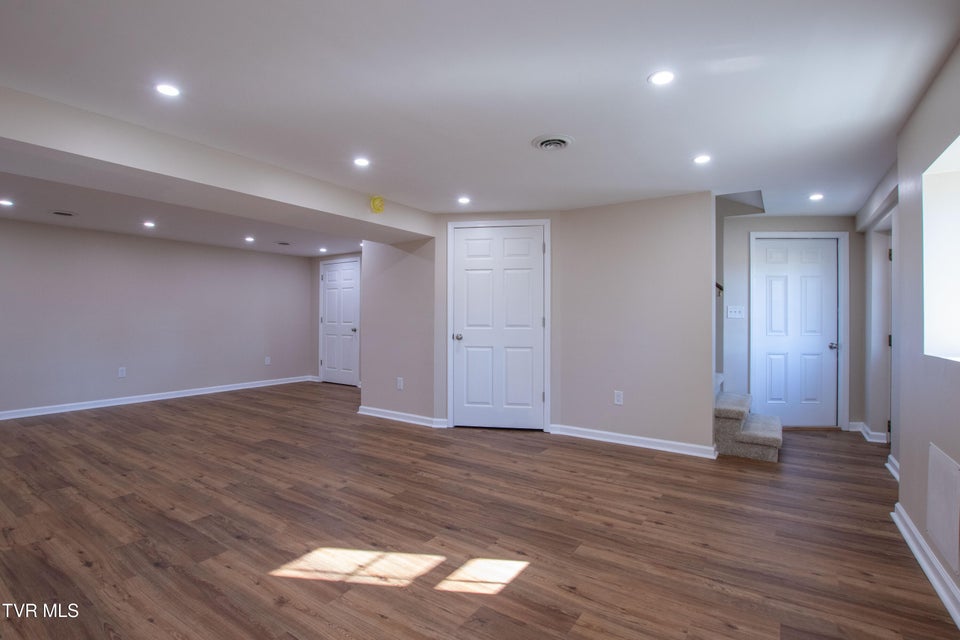 Photo #31: 19283 Saturn Drive