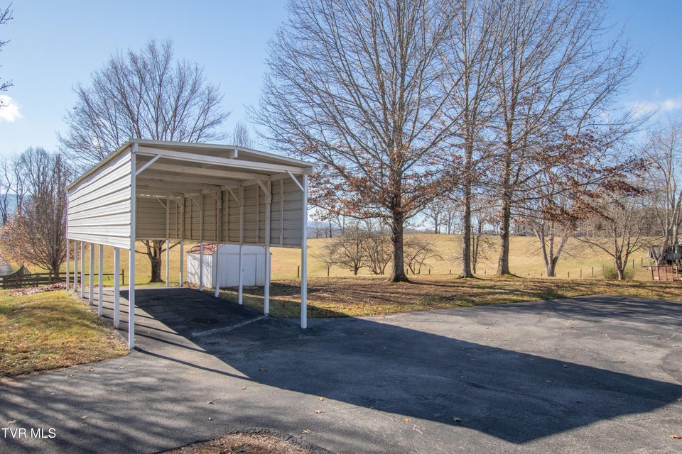 Photo #40: 19283 Saturn Drive