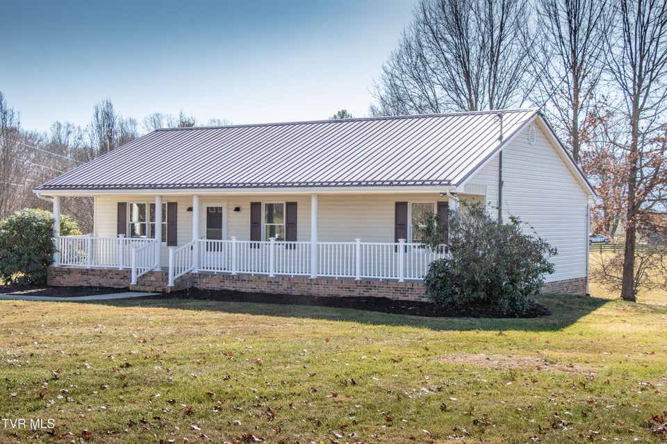 Photo #45: 19283 Saturn Drive