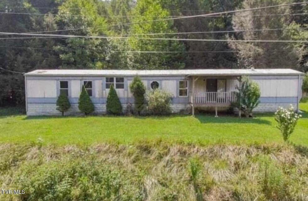 Photo #2: 765 Crabtree Hollow Hollow