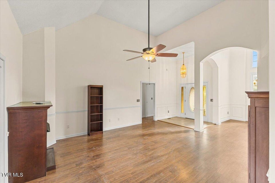 Photo #10: 240 County Farm Road