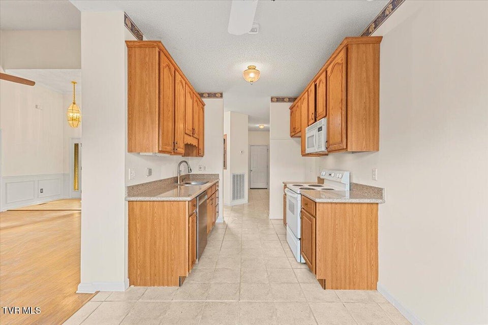 Photo #14: 240 County Farm Road