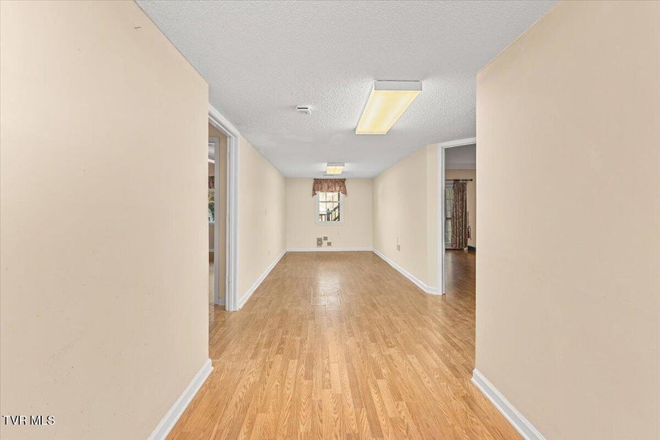 Photo #34: 240 County Farm Road