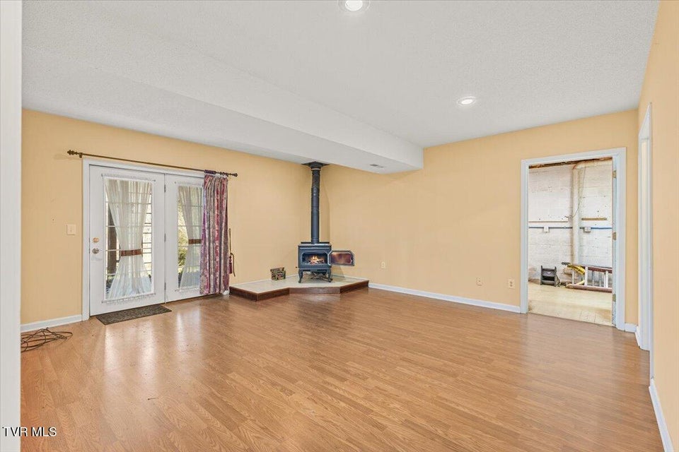 Photo #36: 240 County Farm Road