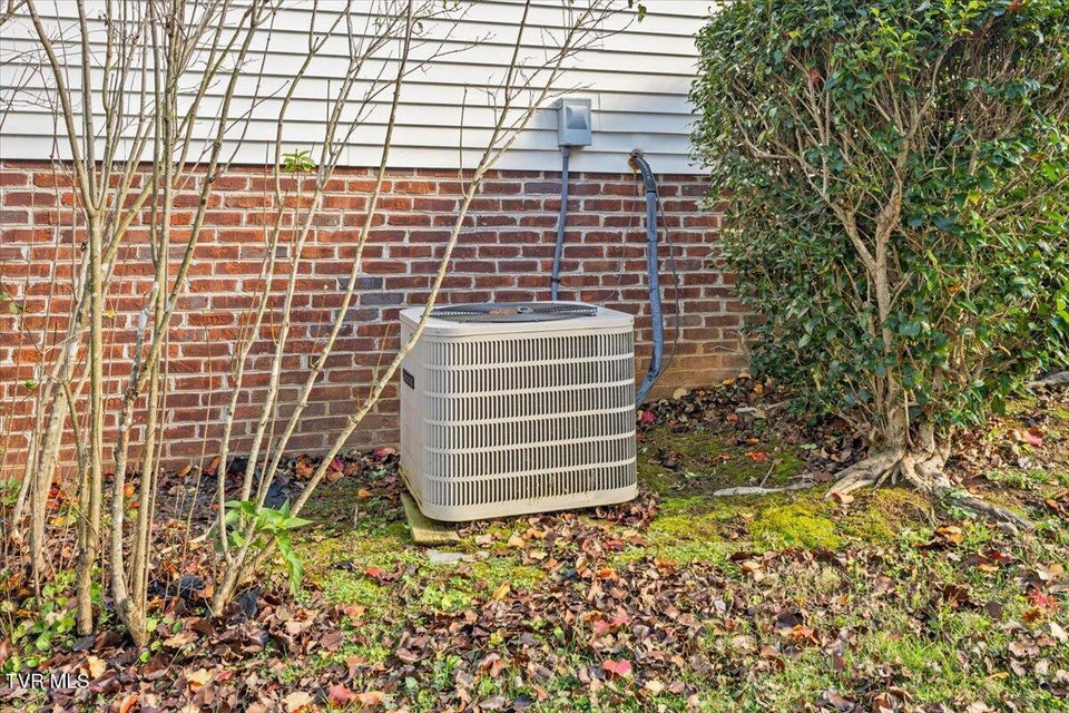 Photo #47: 240 County Farm Road