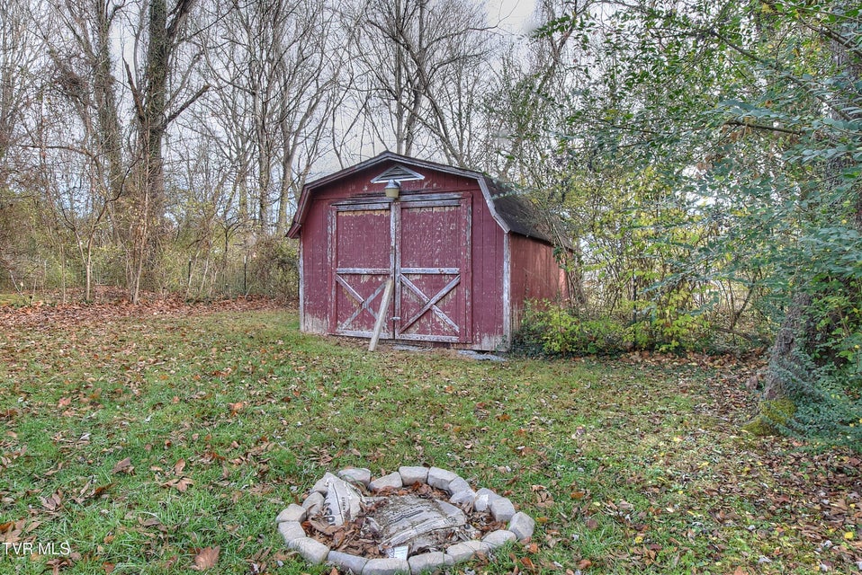 Photo #28: 805 Maple Street