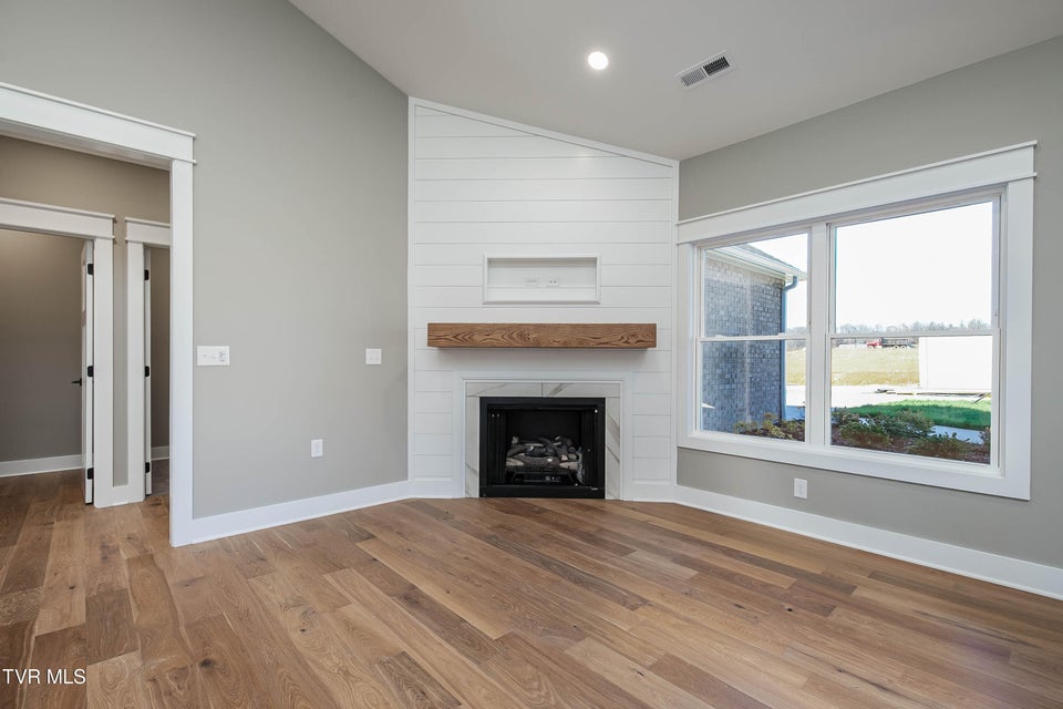 Photo #14: 310 Ruby Rose Ridge