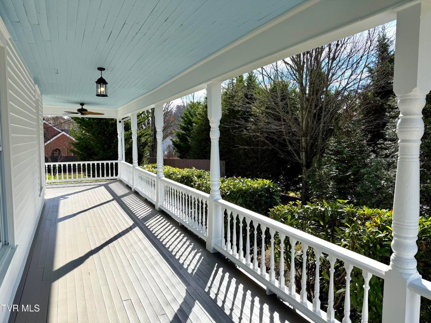 Photo #9: 208 Main Street