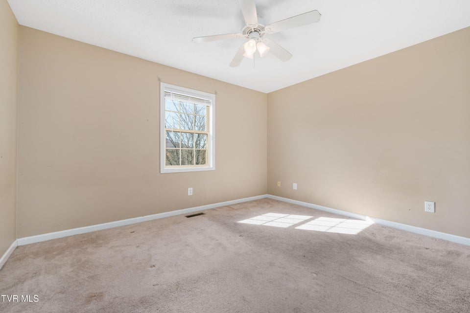 Photo #22: 518-D Pilgrim Court