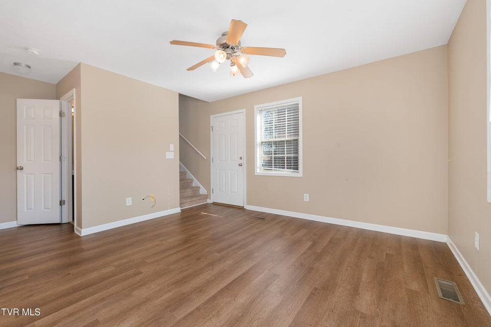 Photo #12: 518-D Pilgrim Court