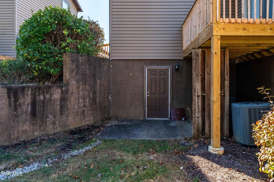 Photo #32: 518-D Pilgrim Court