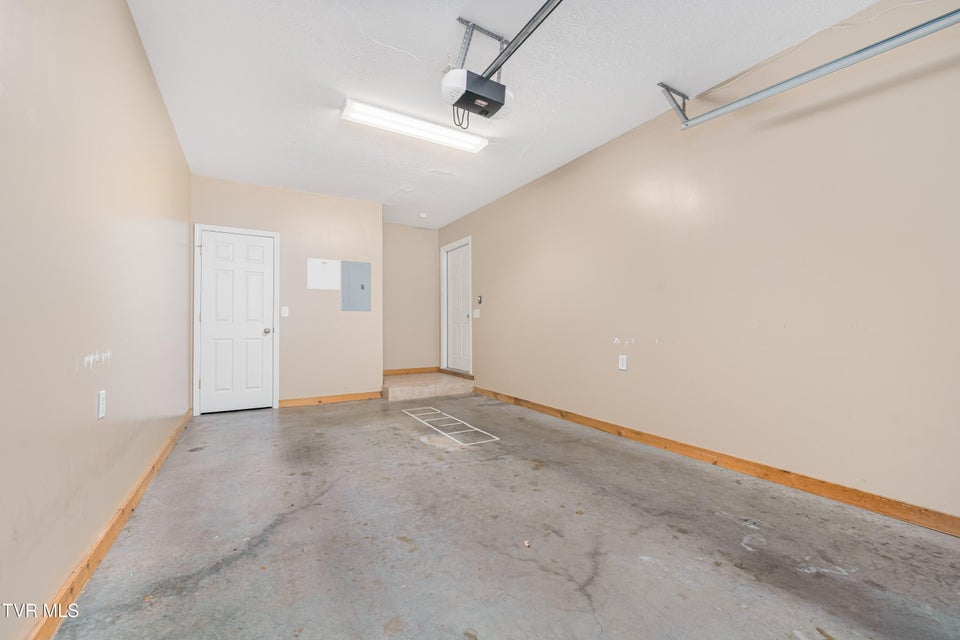 Photo #28: 518-D Pilgrim Court