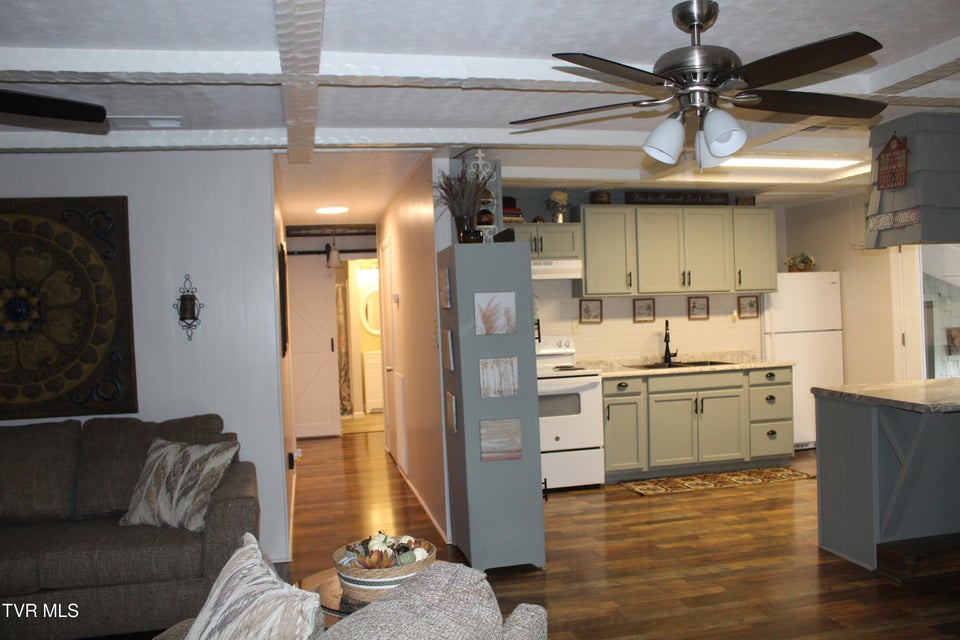 Photo #10: 41829 Wilderness Road