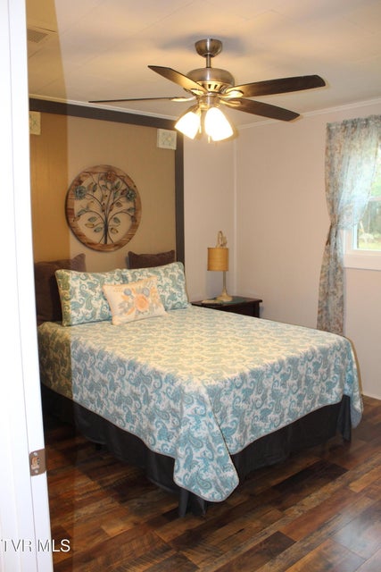 Photo #14: 41829 Wilderness Road