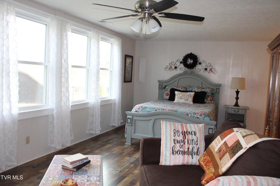 Photo #30: 41829 Wilderness Road