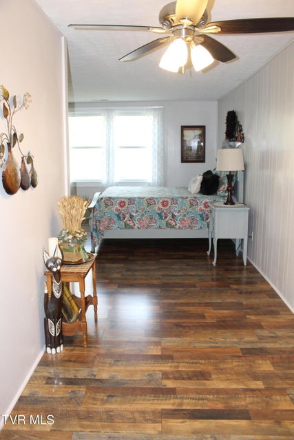 Photo #27: 41829 Wilderness Road