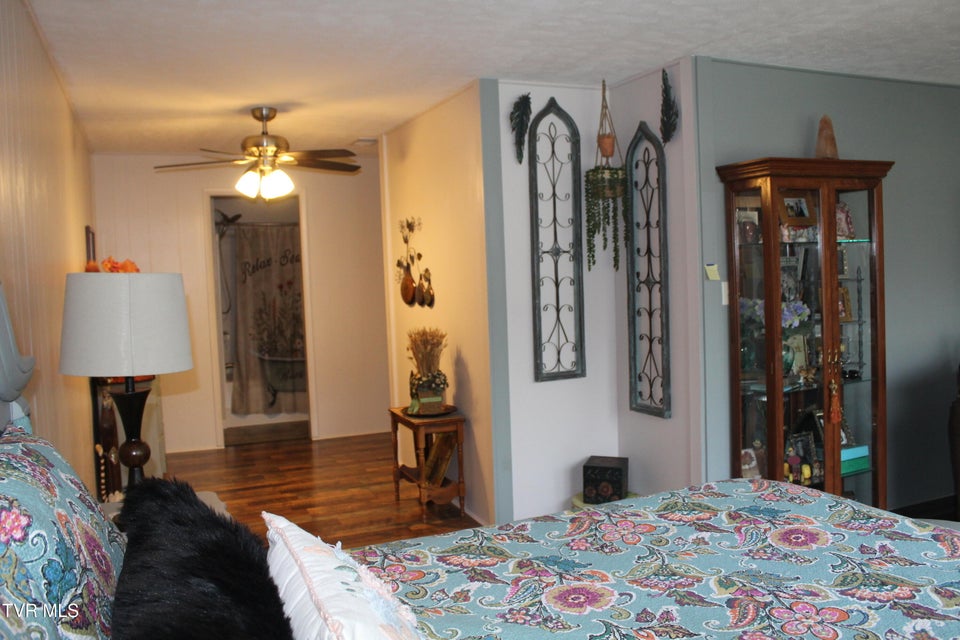 Photo #36: 41829 Wilderness Road