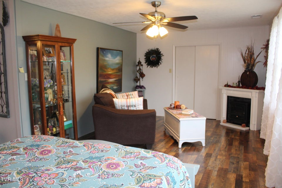 Photo #37: 41829 Wilderness Road