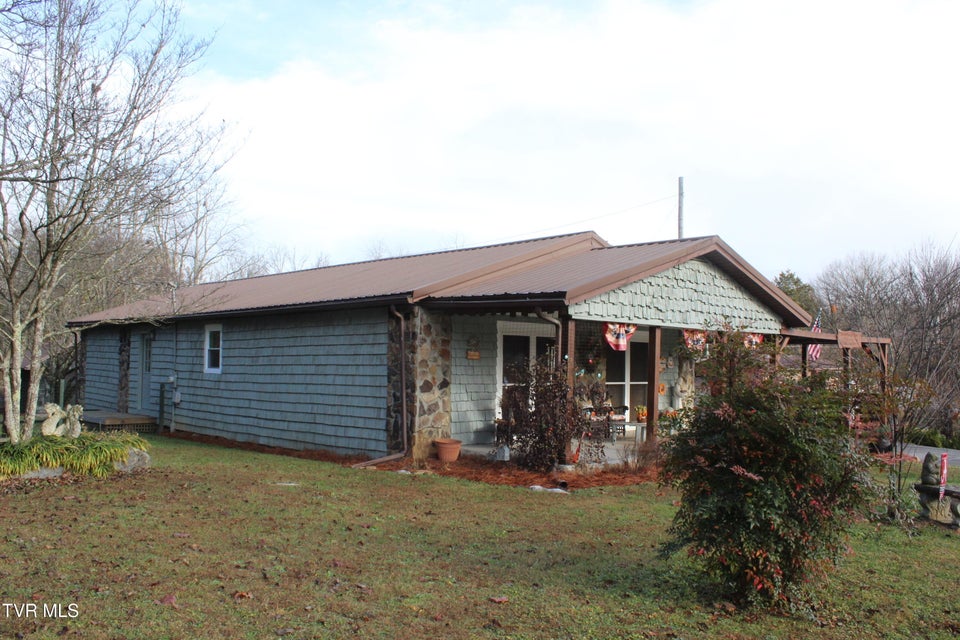 Photo #2: 41829 Wilderness Road