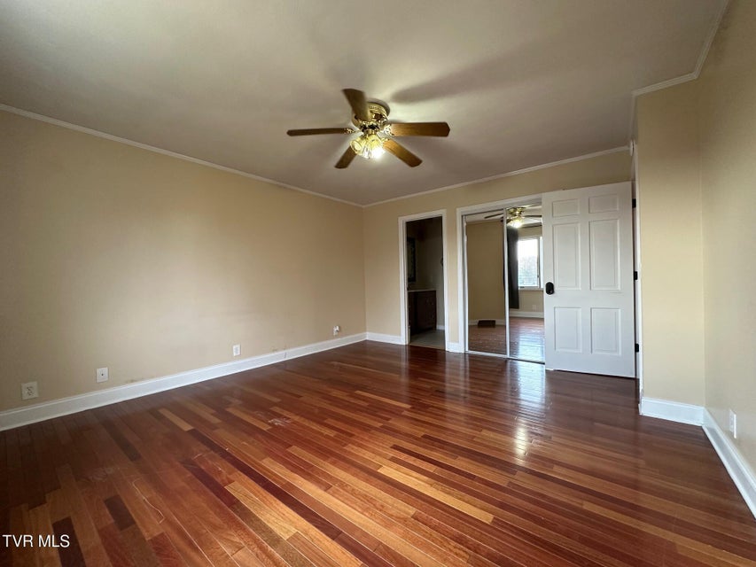 Photo #31: 124 Arlington Circle