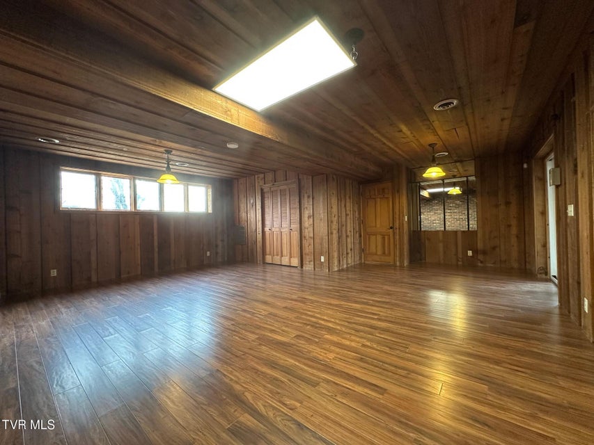 Photo #41: 124 Arlington Circle