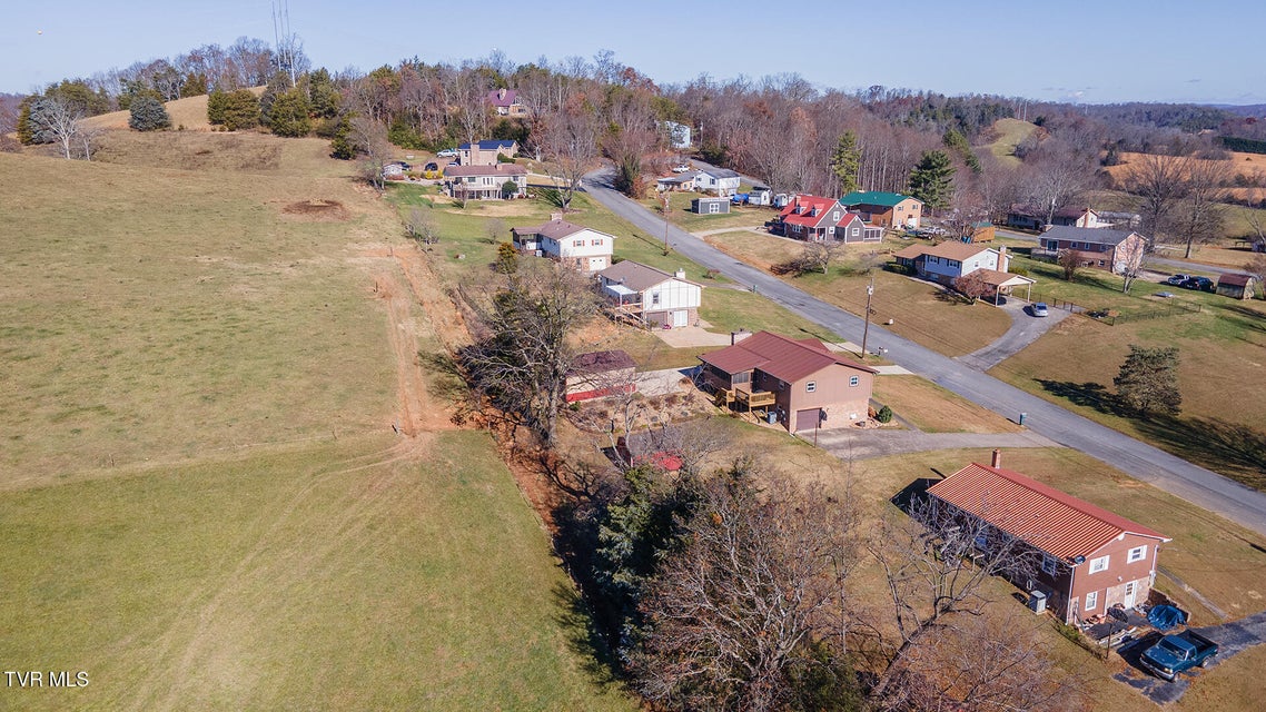 Photo #51: 225 Plainview Heights Circle