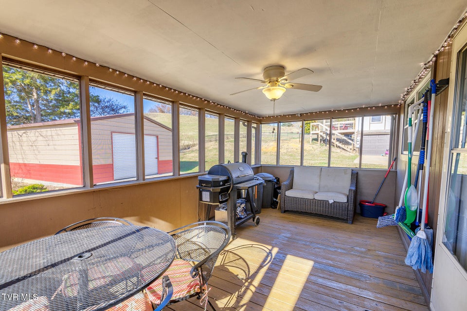 Photo #29: 225 Plainview Heights Circle