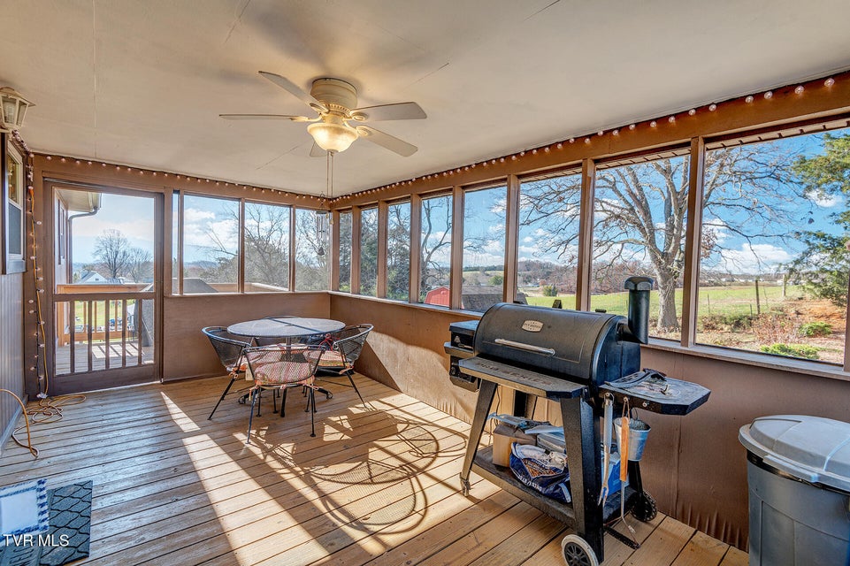 Photo #30: 225 Plainview Heights Circle