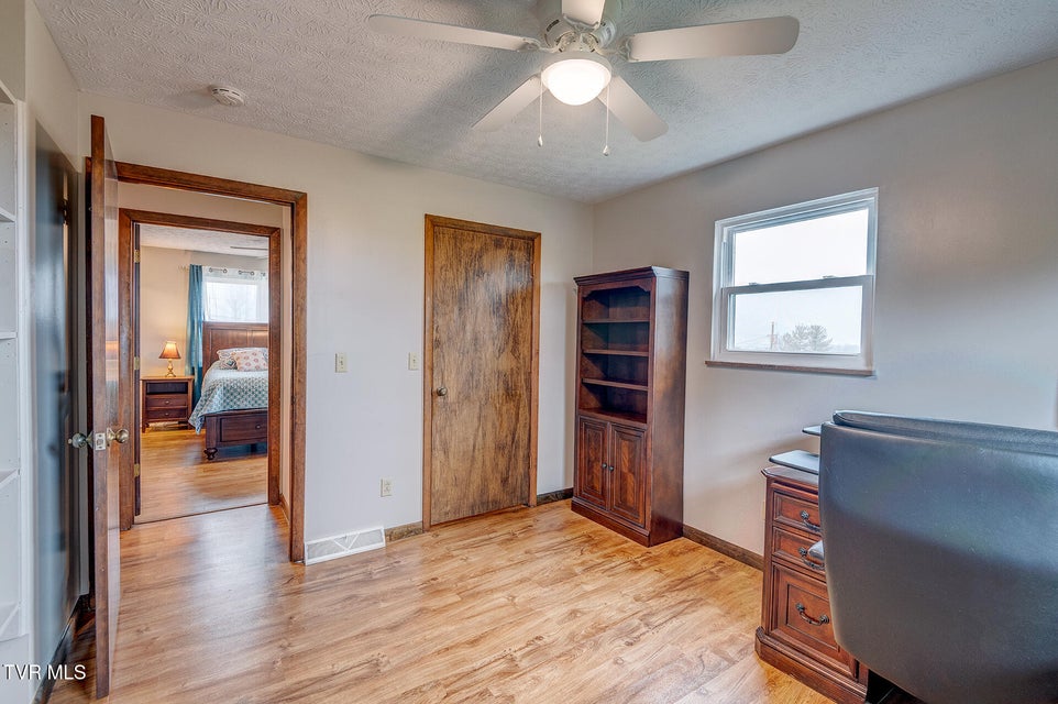 Photo #26: 225 Plainview Heights Circle