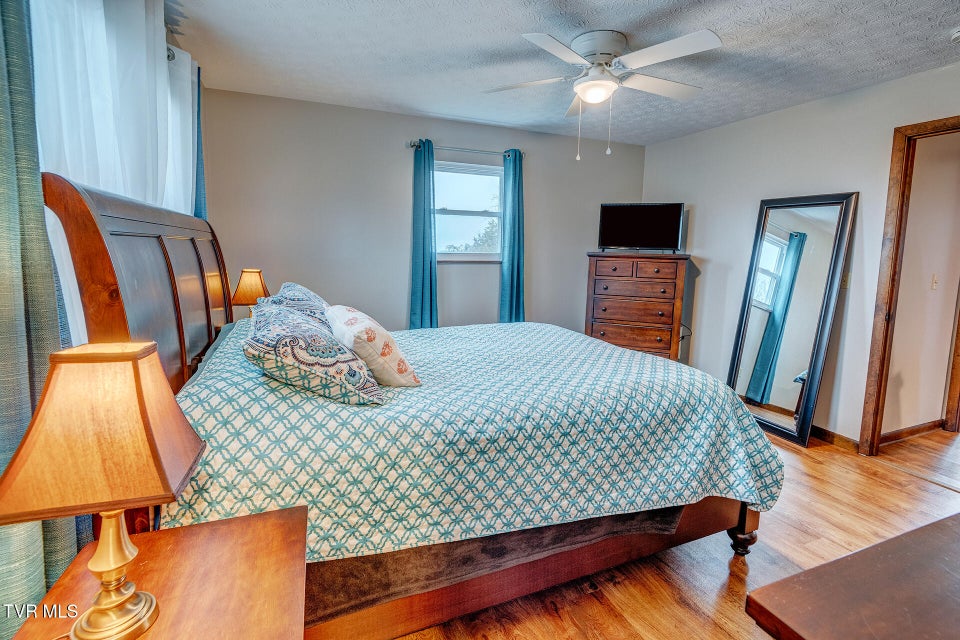 Photo #21: 225 Plainview Heights Circle