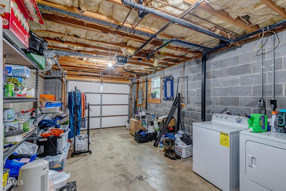 Photo #41: 225 Plainview Heights Circle