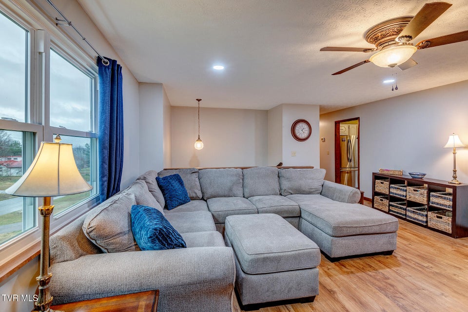 Photo #9: 225 Plainview Heights Circle