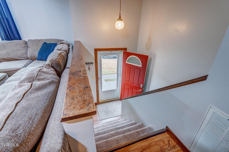 Photo #32: 225 Plainview Heights Circle