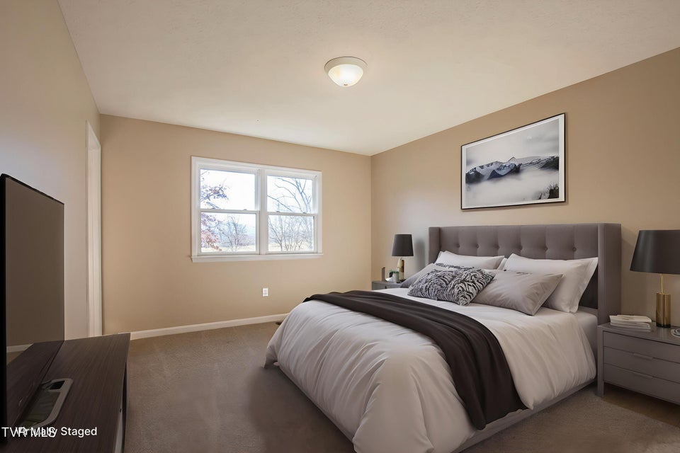 Photo #17: 19283 Saturn Drive