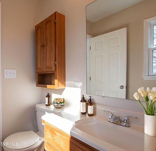 Photo #20: 19283 Saturn Drive