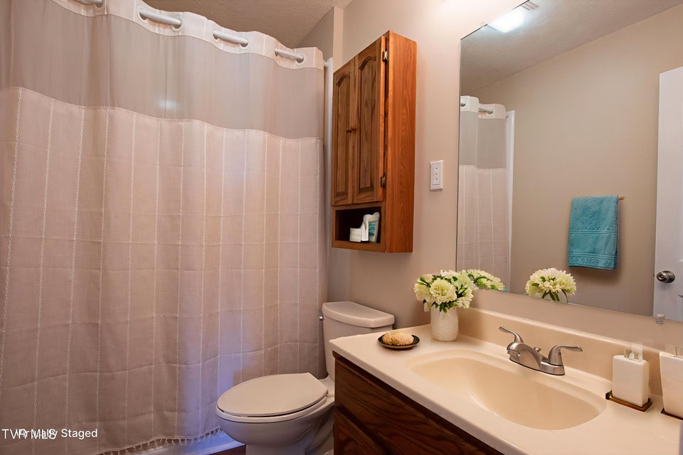 Photo #25: 19283 Saturn Drive