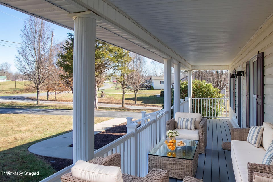 Photo #6: 19283 Saturn Drive